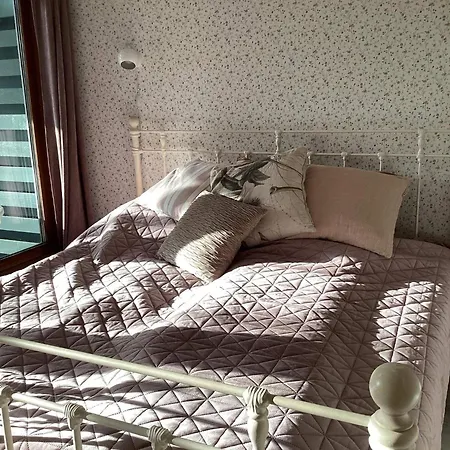 6 Person In Vaeggerlose Tatil Evi Bøtø By
