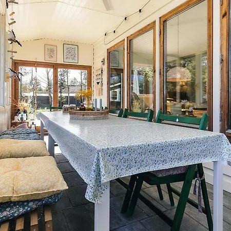6 Person In Vaeggerlose Tatil Evi *